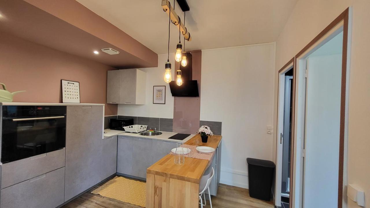 Escapade A Lourdes Dans Beau T2 Avec Terrasse - Proche Gare Et Centre Ville Εξωτερικό φωτογραφία